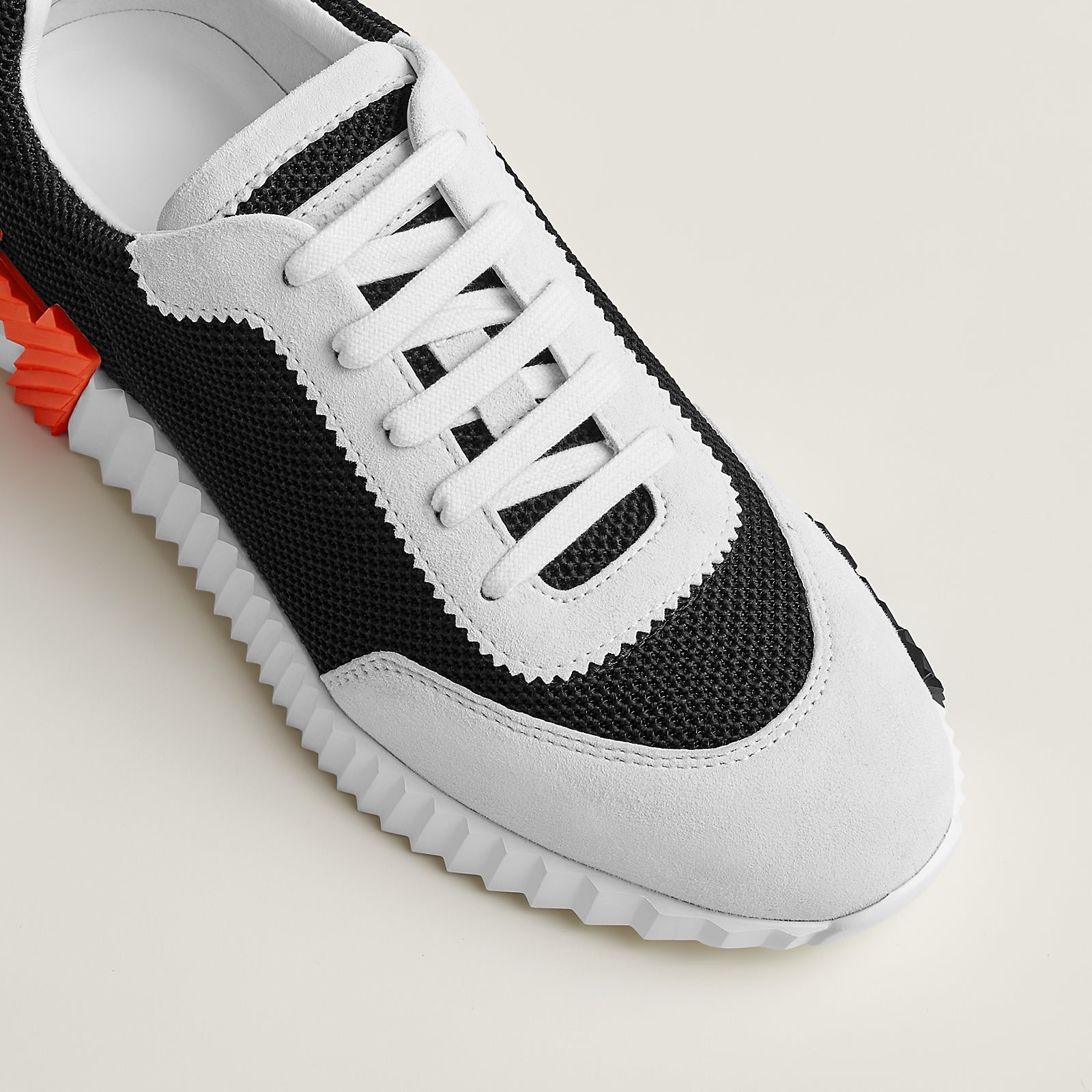 Hermès Bouncing sneaker 'Noir / Blanc'