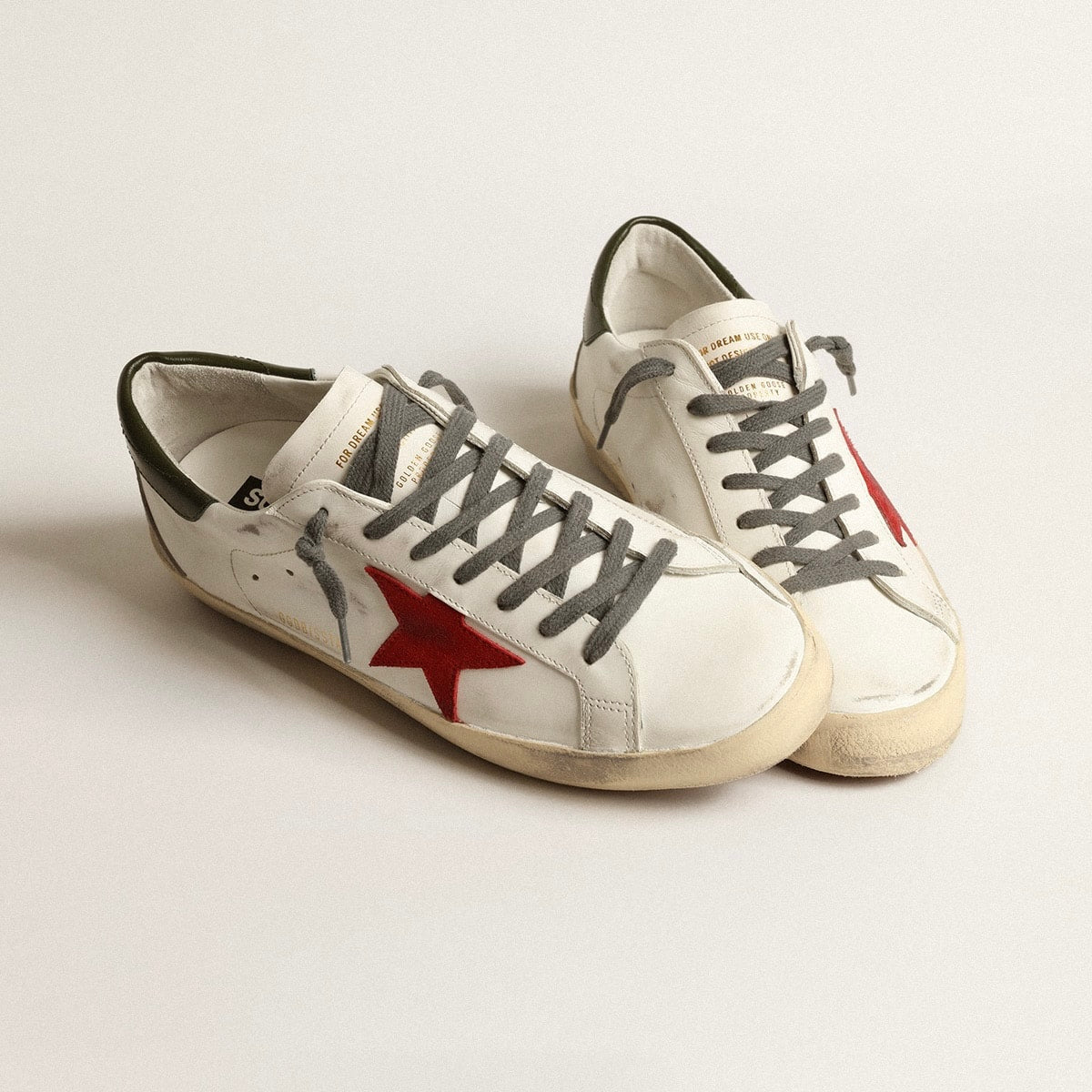 Golden Goose Super-Star with red suede star and green leather heel tab(Men's)