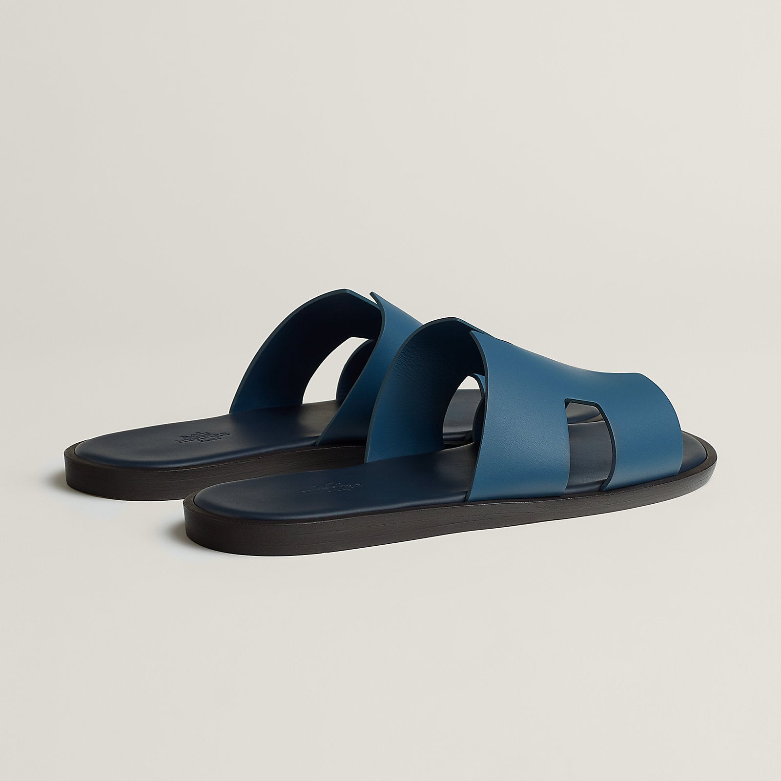 Hermès Izmir sandal 'Bleu Turquin / Marine'