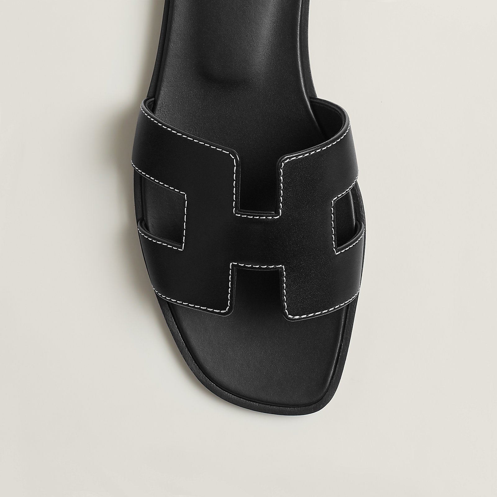 Hermès Oran sandal 'Noir'
