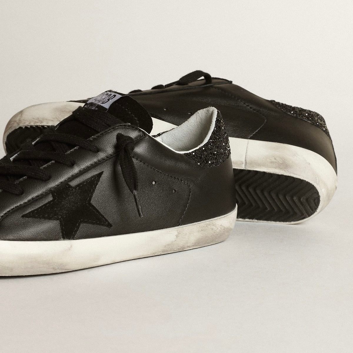 Golden Goose Super-Star Super-Star in black nappa with black star and glitter heel tab(Women's)